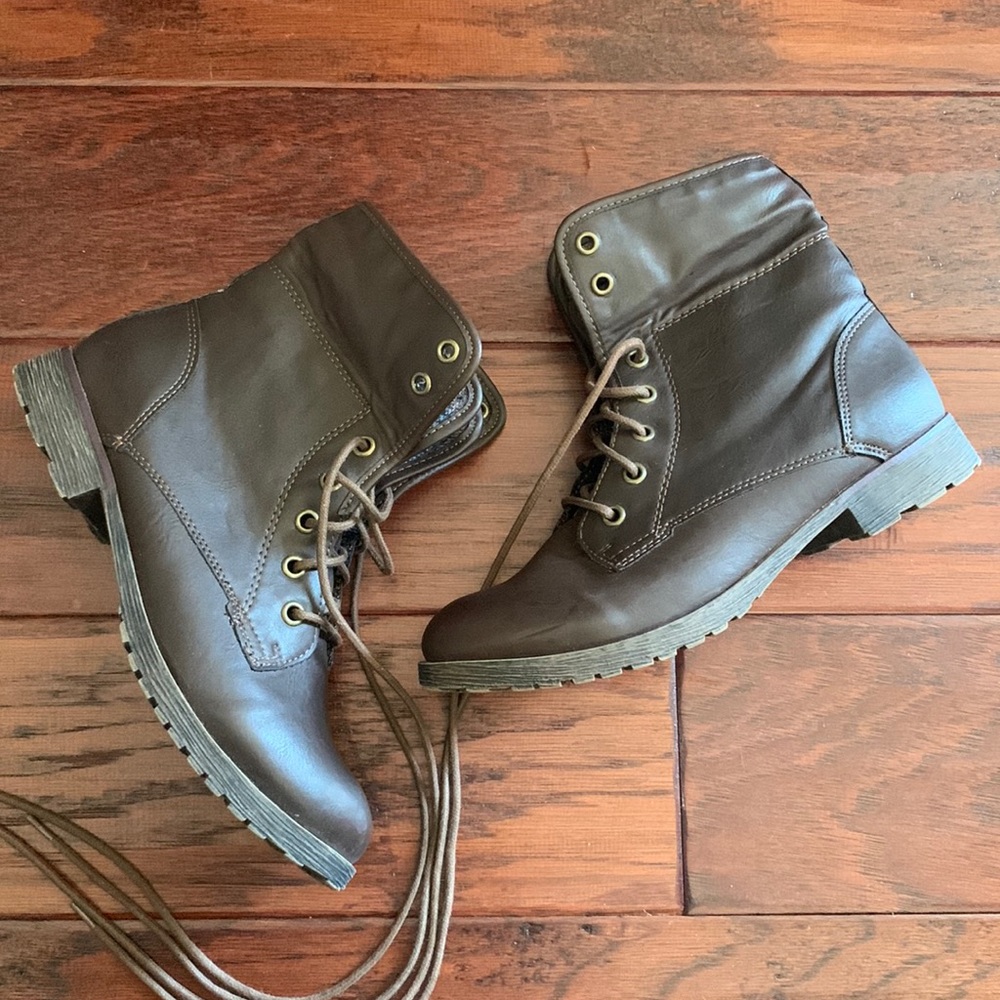 Rock & Candy Brown Lace-Up Combat Boots